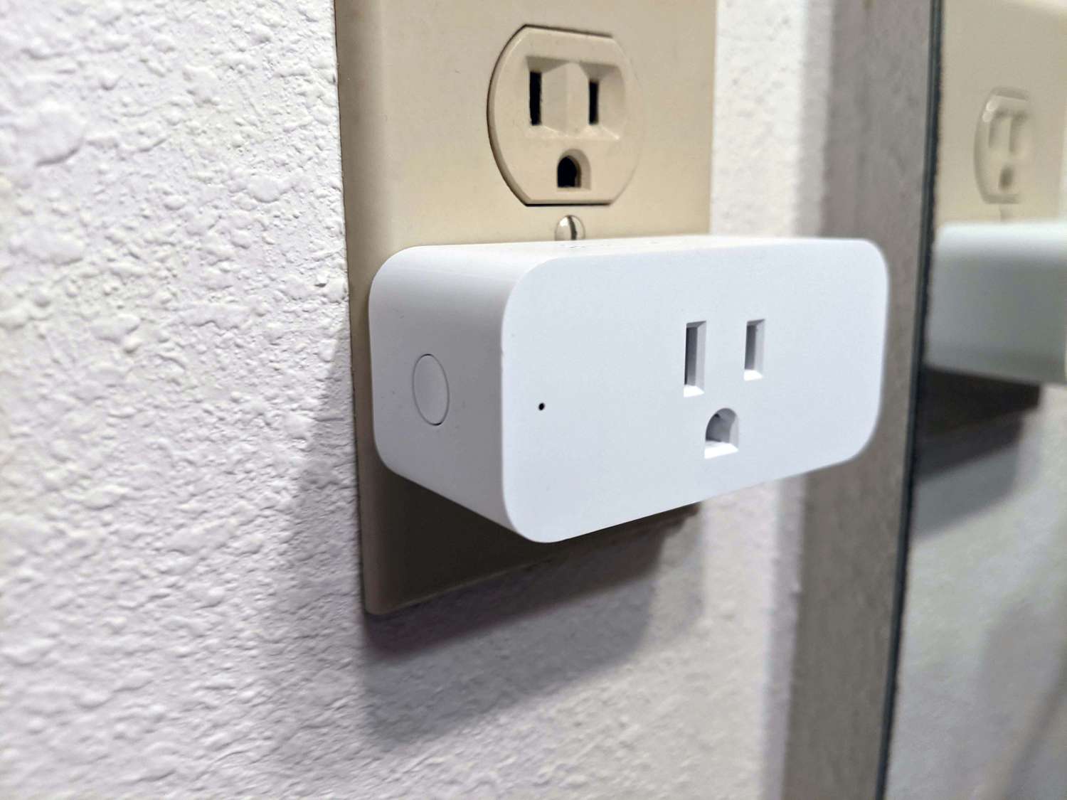7 Best Smart Plugs for Home Use in 2025